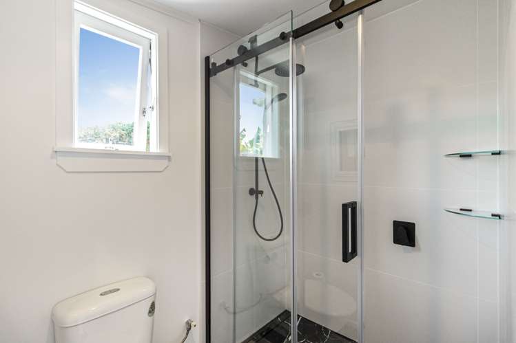 64 Wharf Road Ostend_23