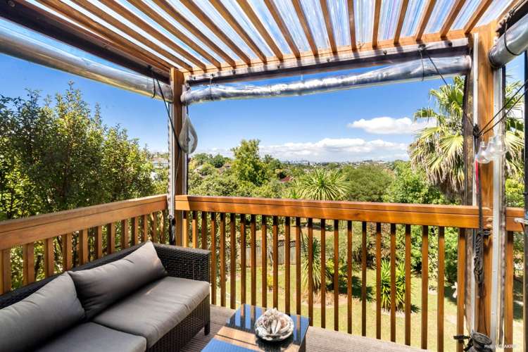 51 Ravenwood Drive Forrest Hill_8