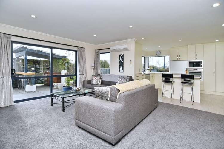 43 Pegasus Main Street Pegasus_5