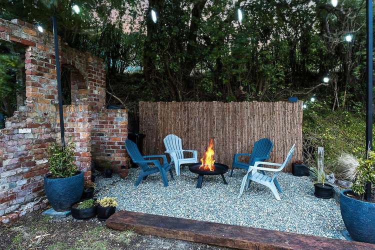 213 & 213A Tomahawk Road Andersons Bay_34