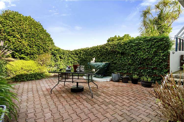 18 Mataura Grove Wainuiomata_10