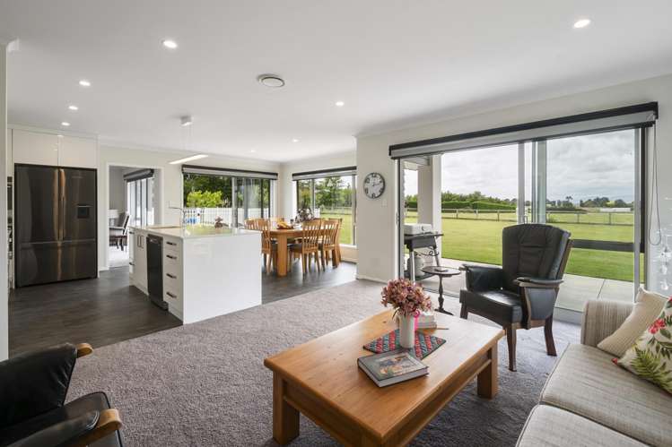 14 Heatherlea West Road Levin_11