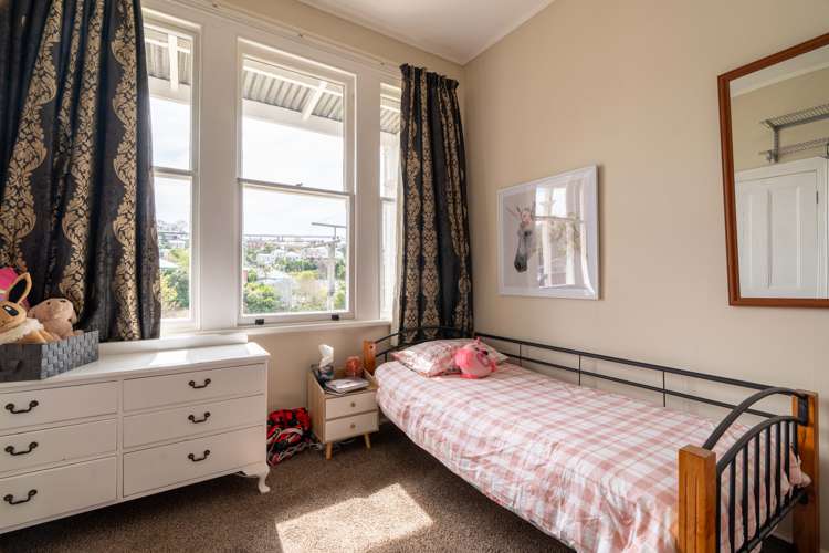 4 Glen Road Mornington_19