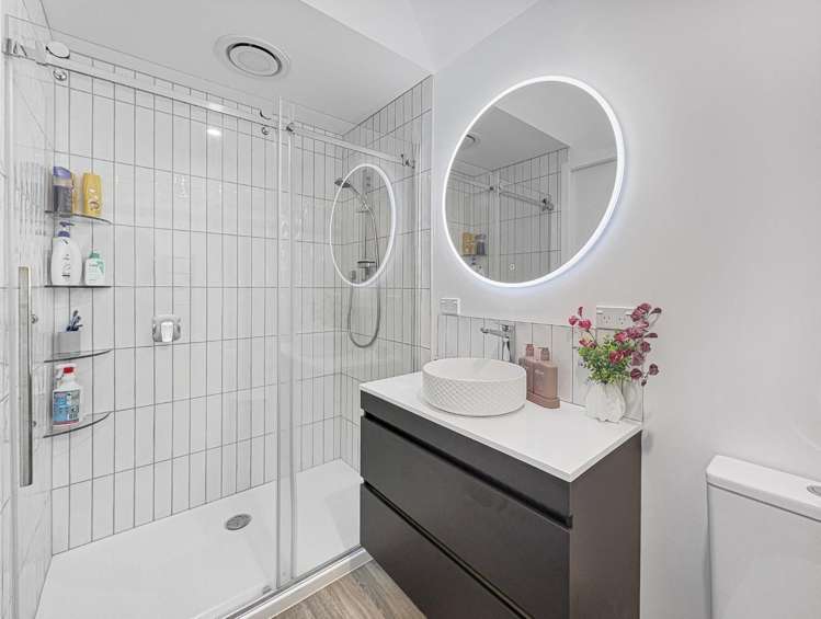 1 Aotea Crescent 10437_12