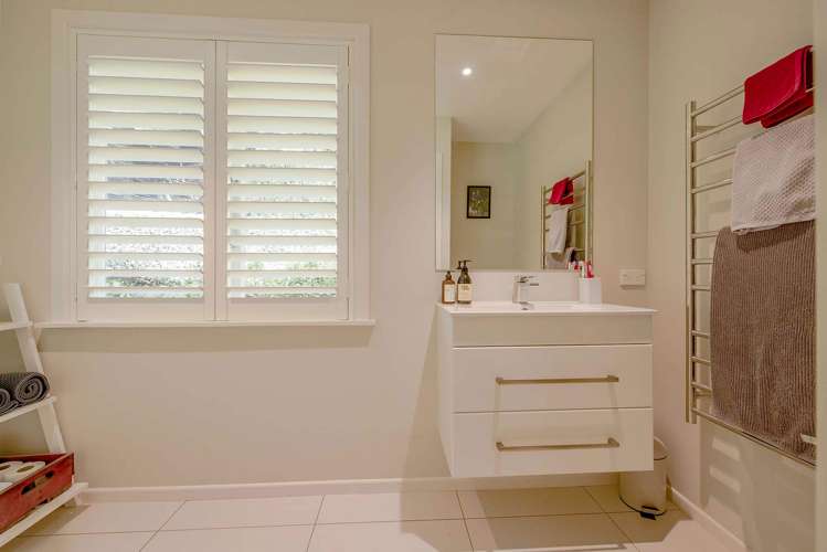 38 Hathaway Avenue Karori_20