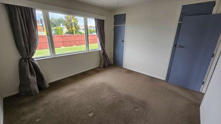 569 Fraser Street Greerton_5