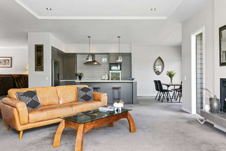 2 The Pheasant Tail Nukuhau_7