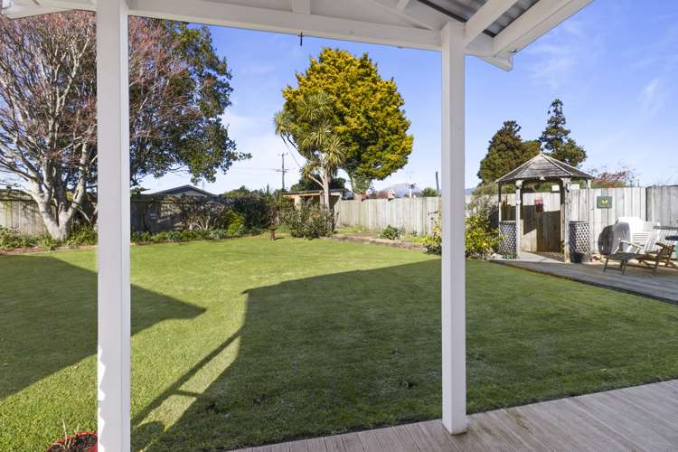 194 Seaview Road Westown_22