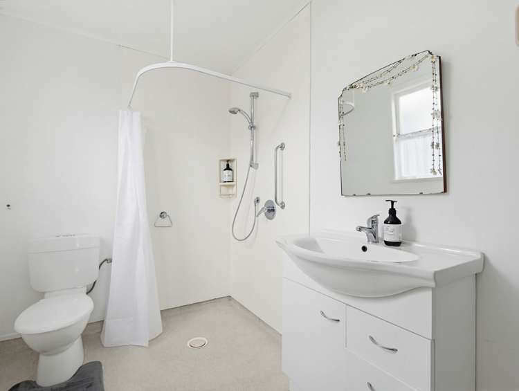 8 Gladstone Road Waihi_12