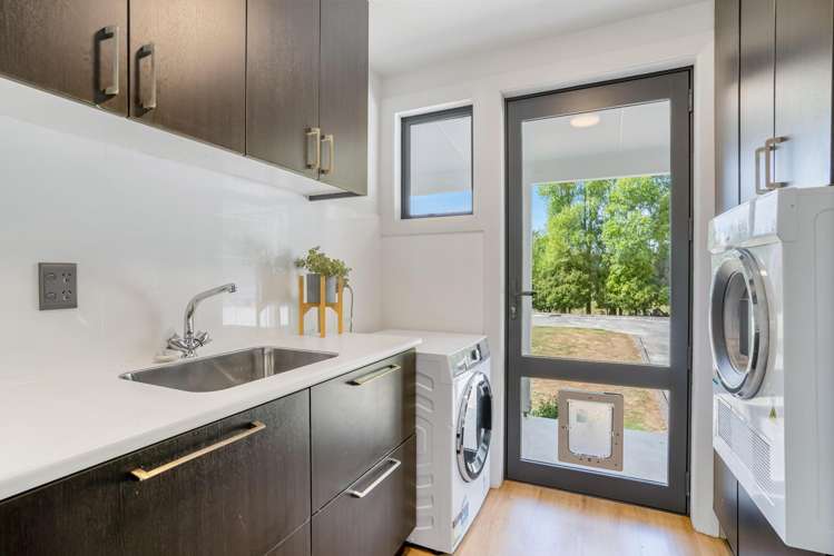 64 Lochiel Bridge Road Winton Surrounds_10