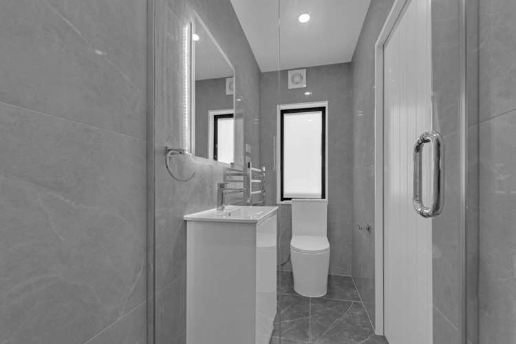 7C Surrey Street Manurewa_12