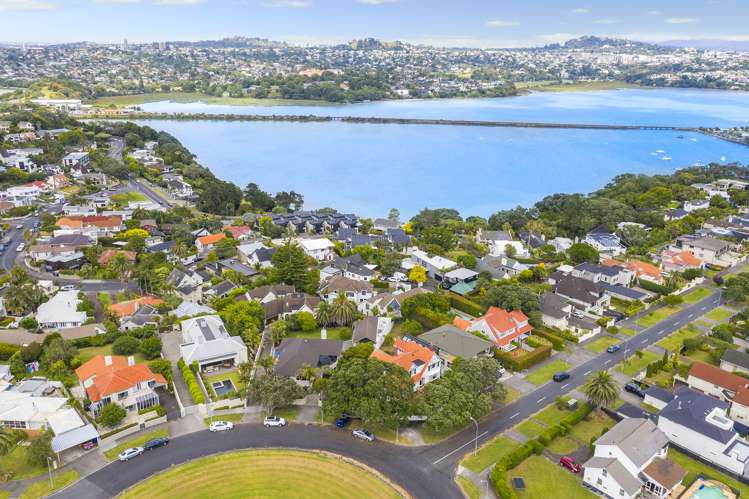 6 Fenton Circus Orakei_34