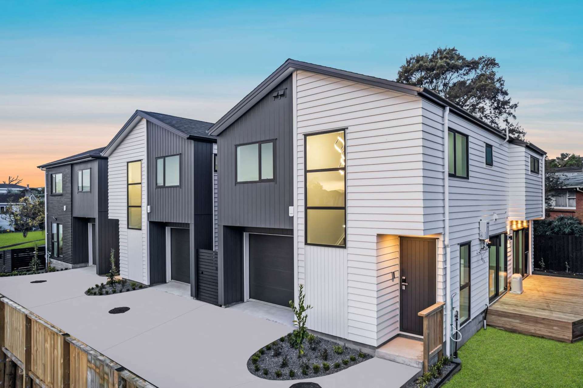 5A & 5B Janine Place Bucklands Beach_0