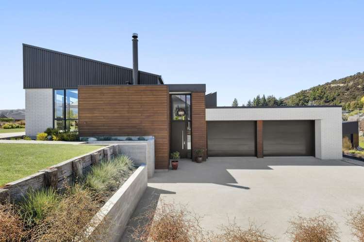 664 Aubrey Road Wanaka_18