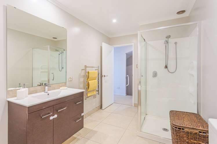 74 Squadron Drive Hobsonville_15