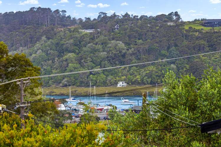 83 Stillwater Crescent Stillwater_16