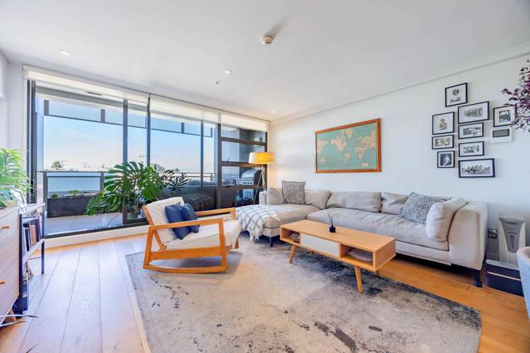 204/16 Huron Street_3