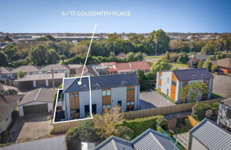 5/13 Goldsmith Place Waltham_19