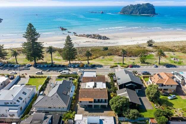 30 Marine Parade in Mount Maunganui, Tauranga