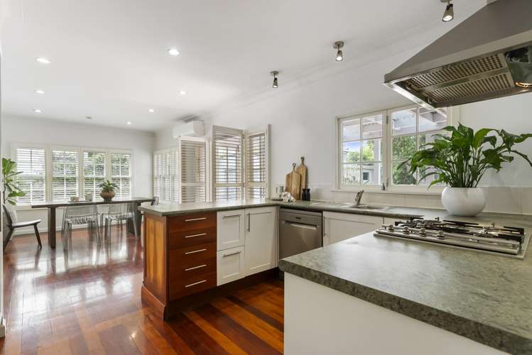 232 Lake Road Hauraki_6