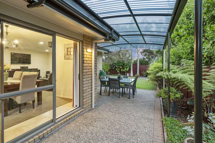 17 Maybole Drive Flat Bush_8