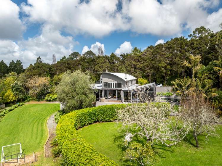 180 Forest Hill Road Waiatarua_0