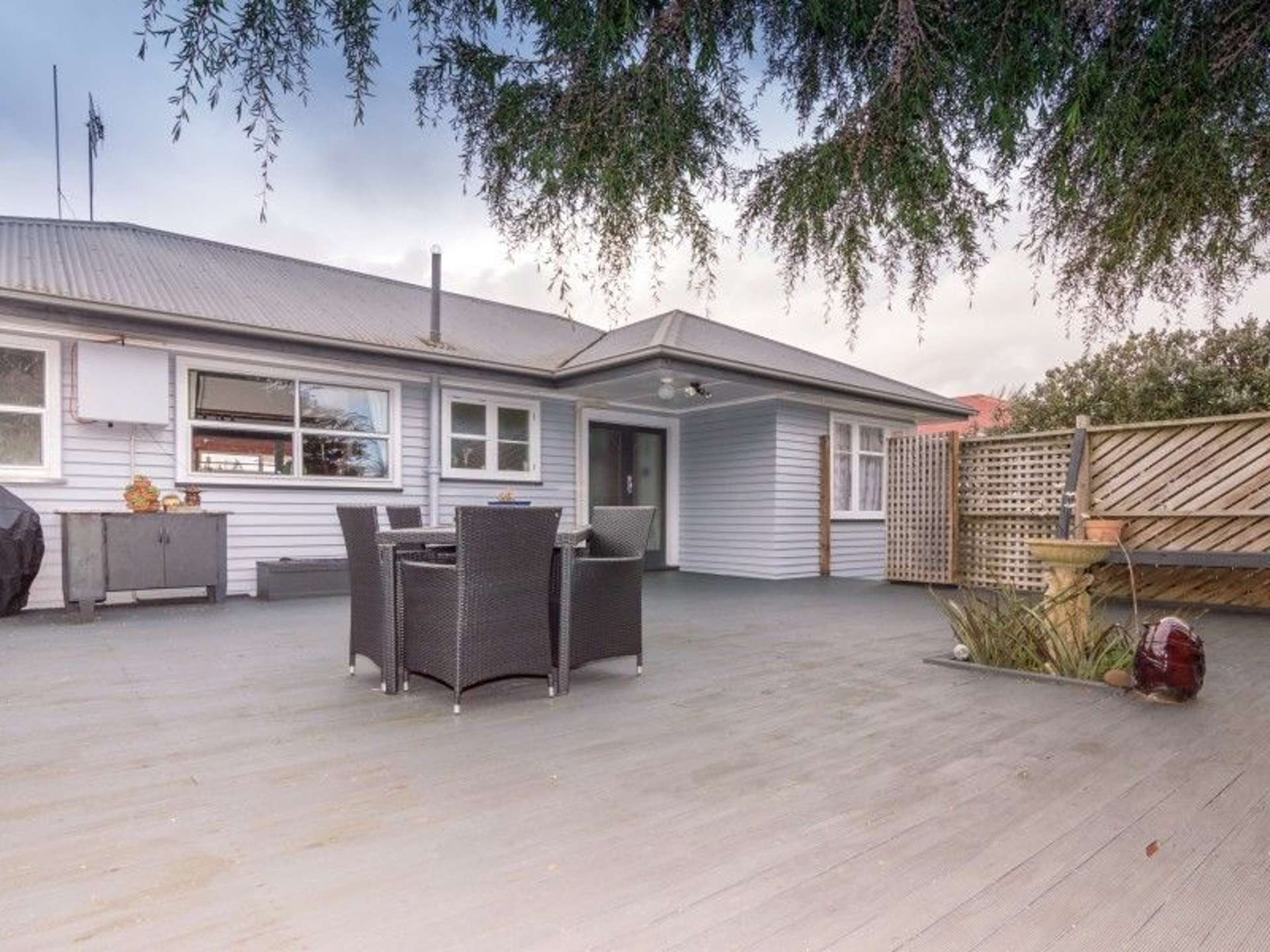 27 Liverpool Street Takaro Palmerston North City Houses for Sale