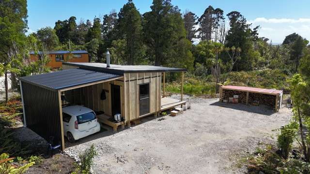 898 Cape Foulwind Road Cape Foulwind_1