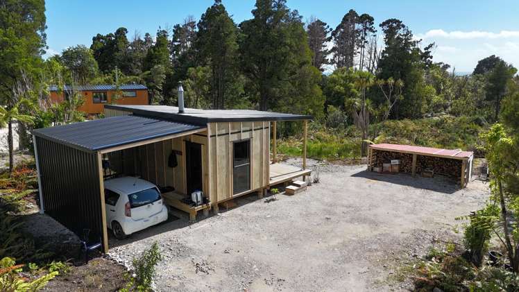 898 Cape Foulwind Road_1