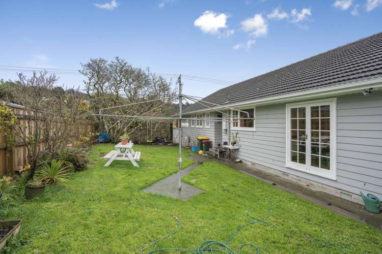 2 Tanekaha Street Stokes Valley_11