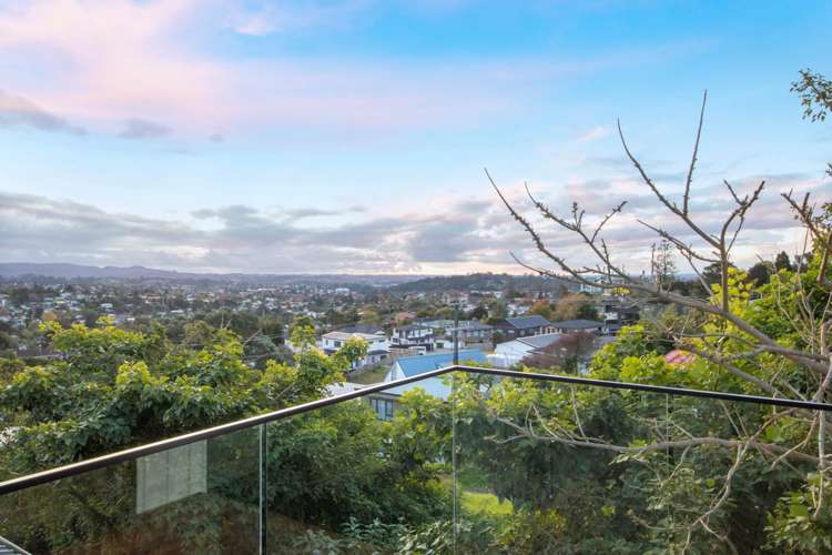 57a Pleasant Road Glen Eden_12