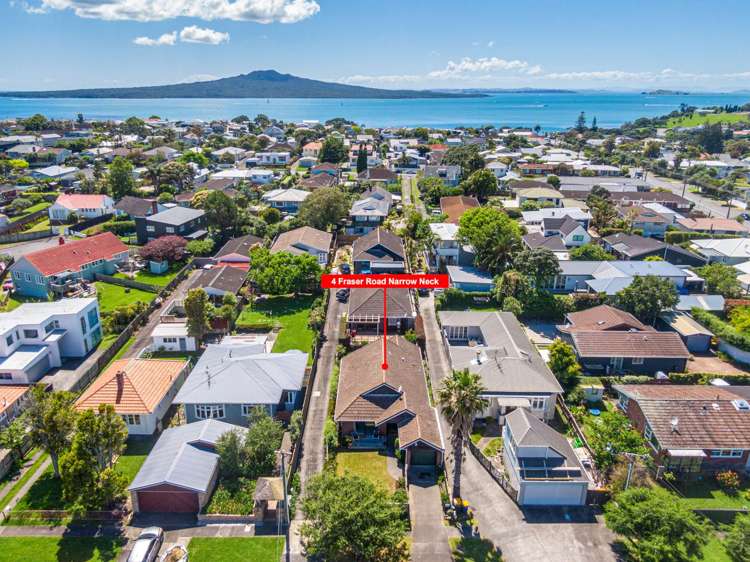 4/4 Fraser Road Narrow Neck_14