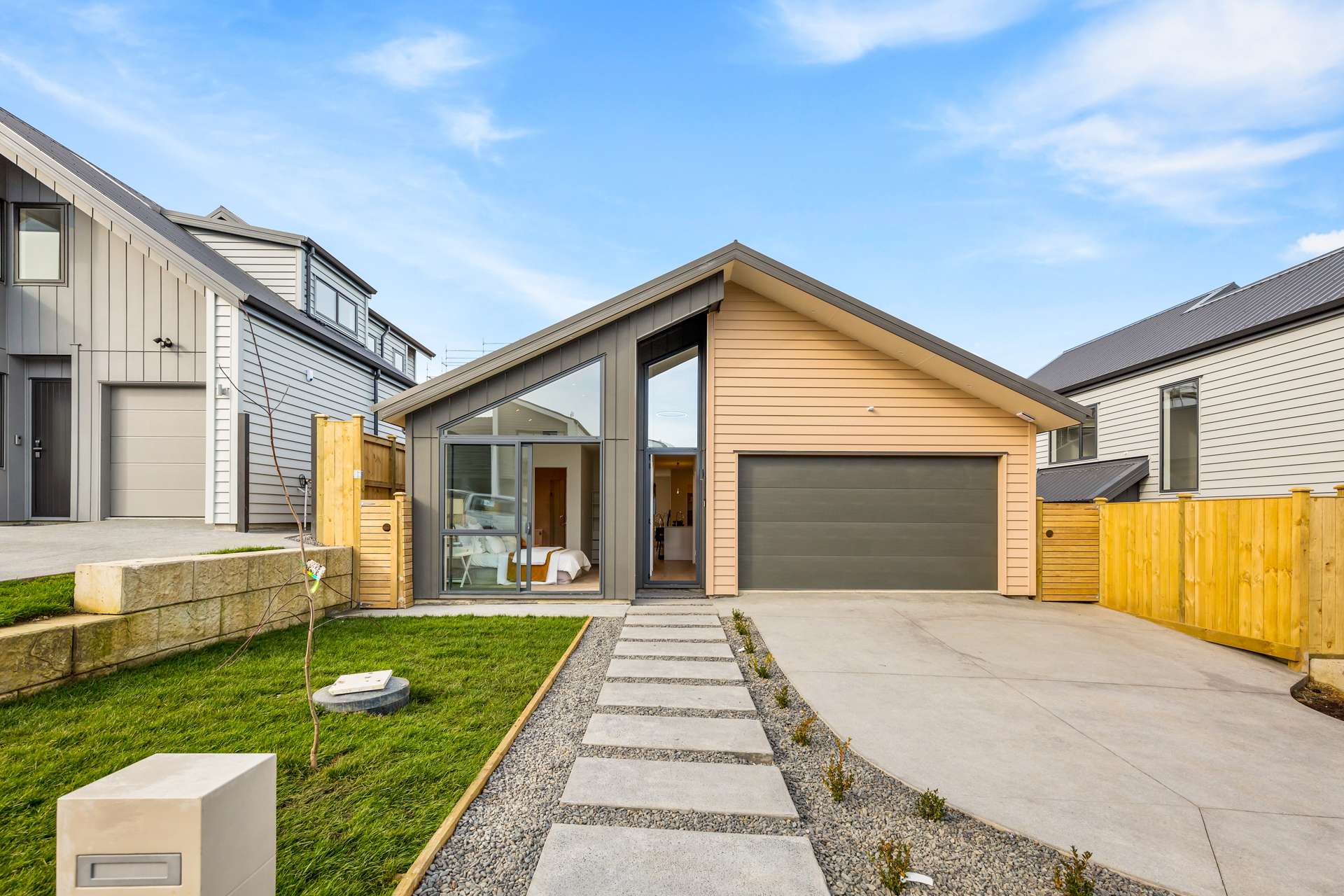 11 Paparahi Place Wainui_0