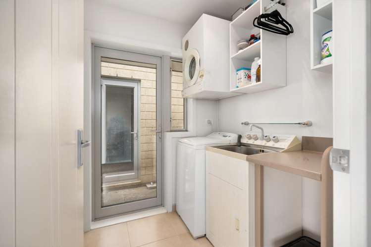 11 Highpeak Place Wigram_18