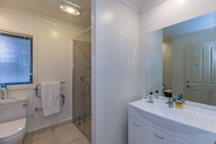 20 Redwood Grove Levin_13