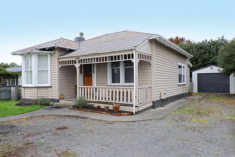 1009 Beatty Street Mayfair_11