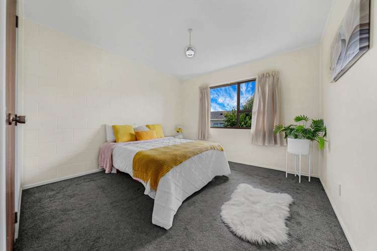 1/68 West Coast Road Glen Eden_11
