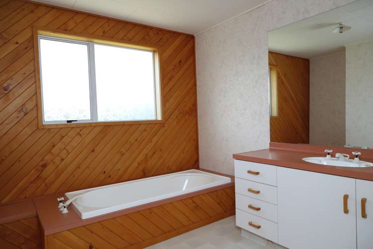 14 Henley Drive Balclutha_13