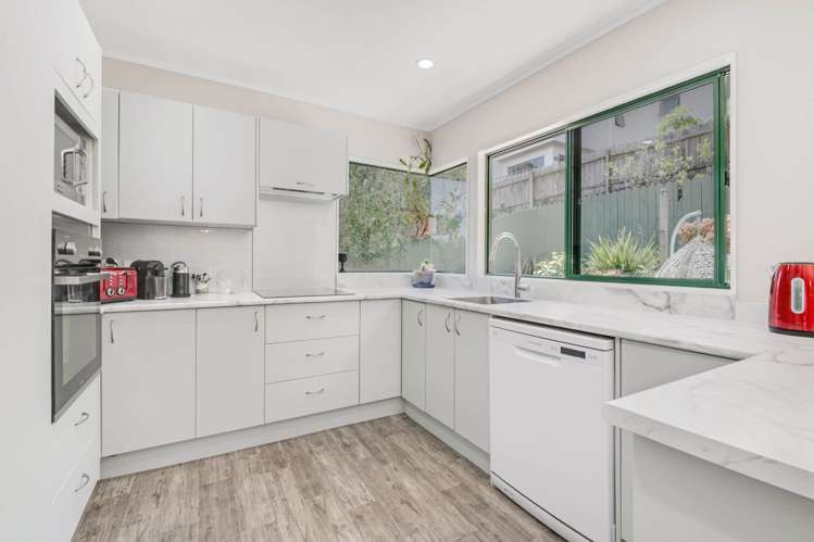 8 Coralsea Way Arkles Bay_6