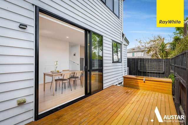  A/5 Larissa Avenue Henderson_2