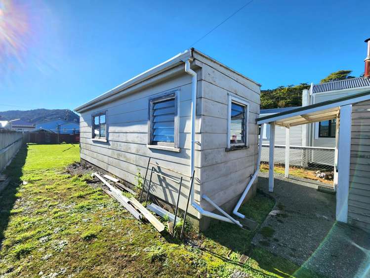 15 O'Donnell Street Greymouth_12