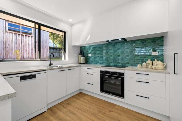 9 Louvain Place Greenhithe_4