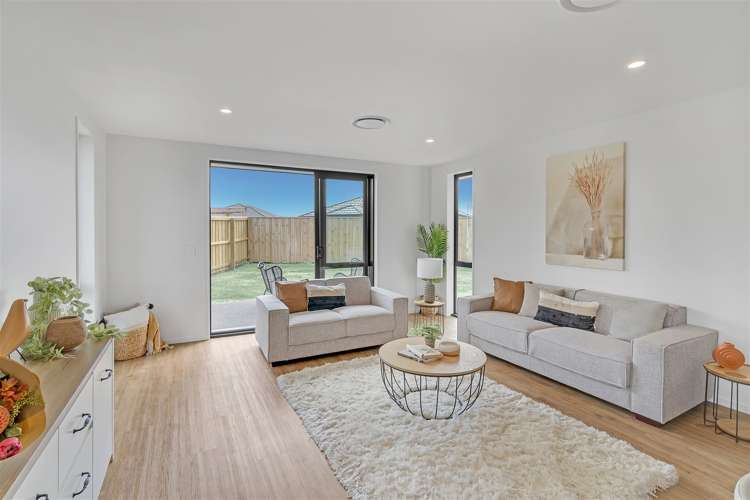 8 Gemstone Place Rolleston_4