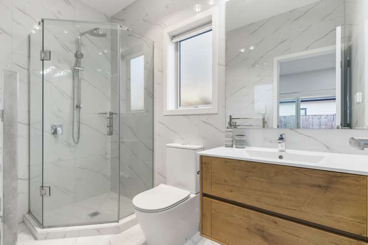 18 Black Beech Crescent Takanini_12