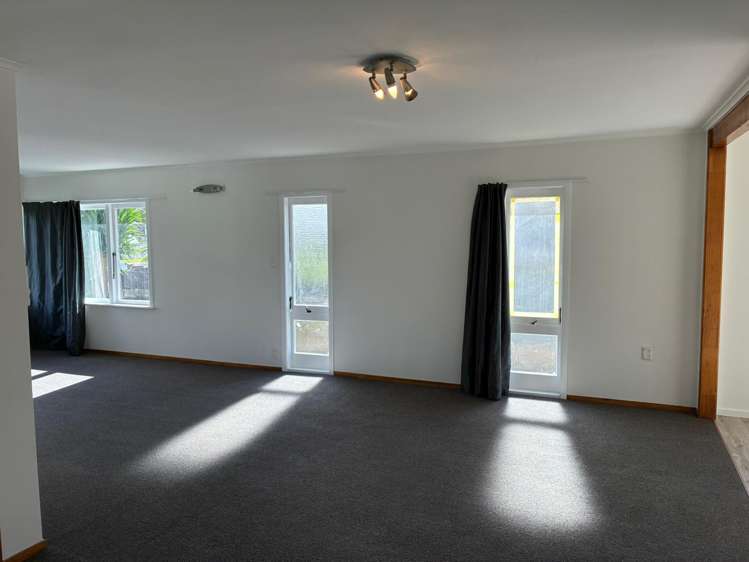 58A Sutton Crescent Papakura_6