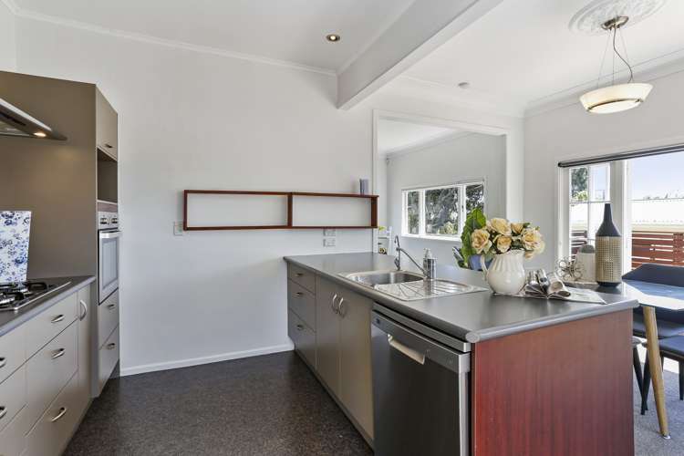 12 West Lynn Road Titirangi_6