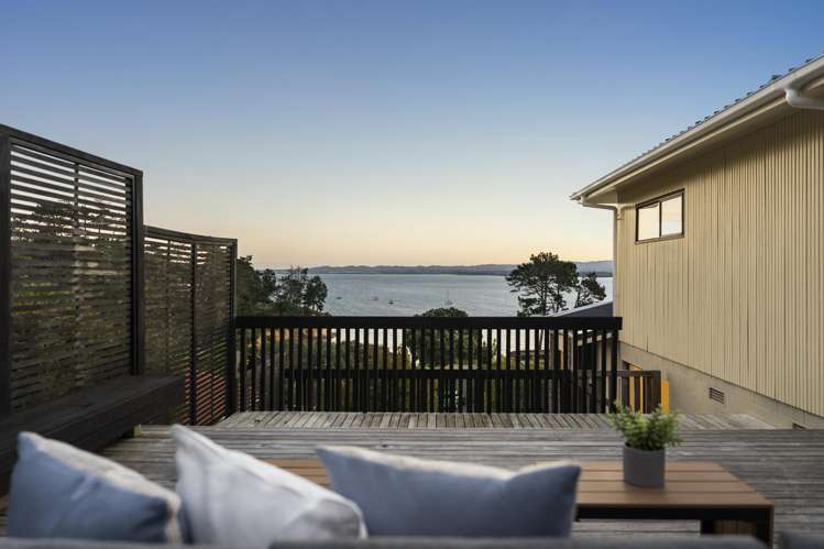 73 Rosecamp Road Beach Haven_12