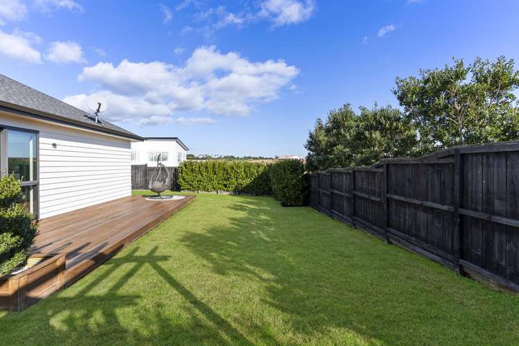 7 Hapukupuku Avenue Beachlands_16