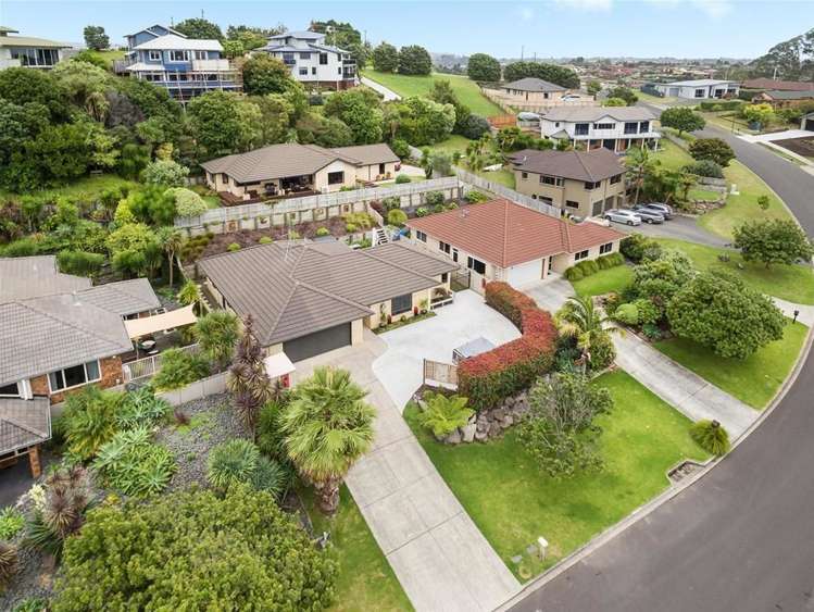 18 Waipuna Grove Welcome Bay_19