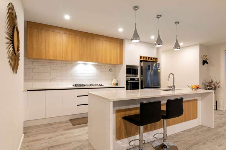 7 Kuinga Street Wainui_10